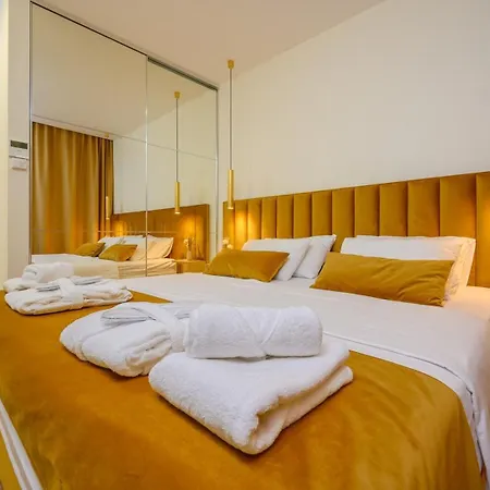 Villa Platinum With Heated Pool, Jacuzzi And Sauna By The Sea In Rogoznica (Sibenik-Knin)