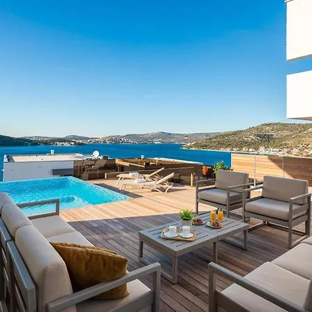 Villa Ramarin 1 With Heated Pool, Jacuzzi And Sauna By The Sea In Rogoznica (Sibenik-Knin)