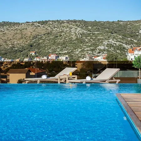 Ramarin 1 With Heated Pool, Jacuzzi And Sauna By The Sea In *