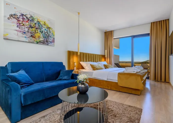 Ramarin 1 With Heated Pool, Jacuzzi And Sauna By The Sea In * Rogoznica (Sibenik-Knin)