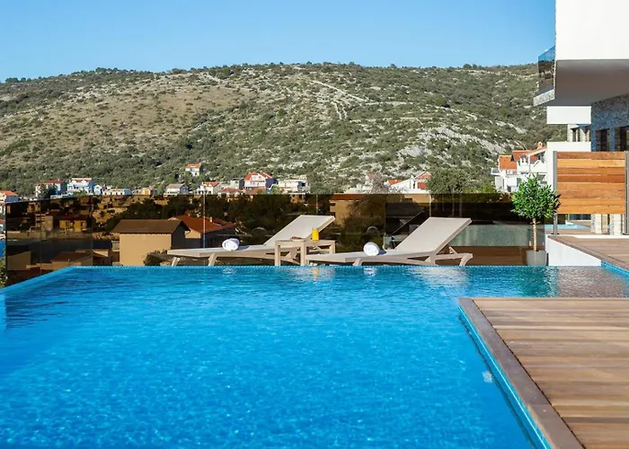 Ramarin 1 With Heated Pool, Jacuzzi And Sauna By The Sea In *